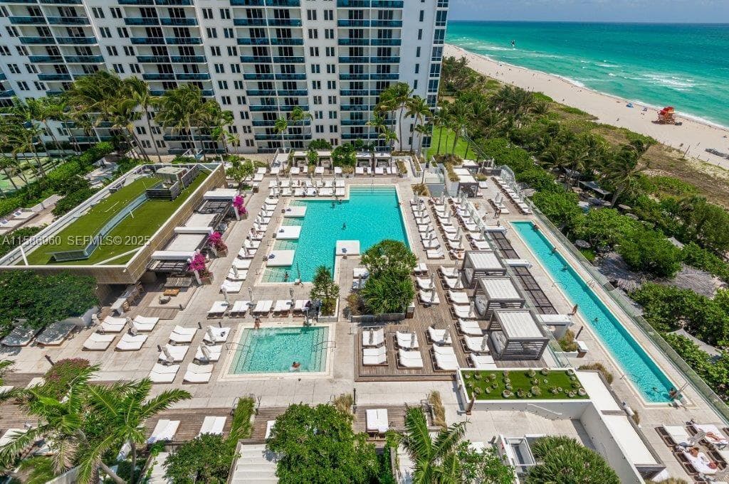 2301 Collins Ave # 1111, Miami Beach FL 33139 — 25