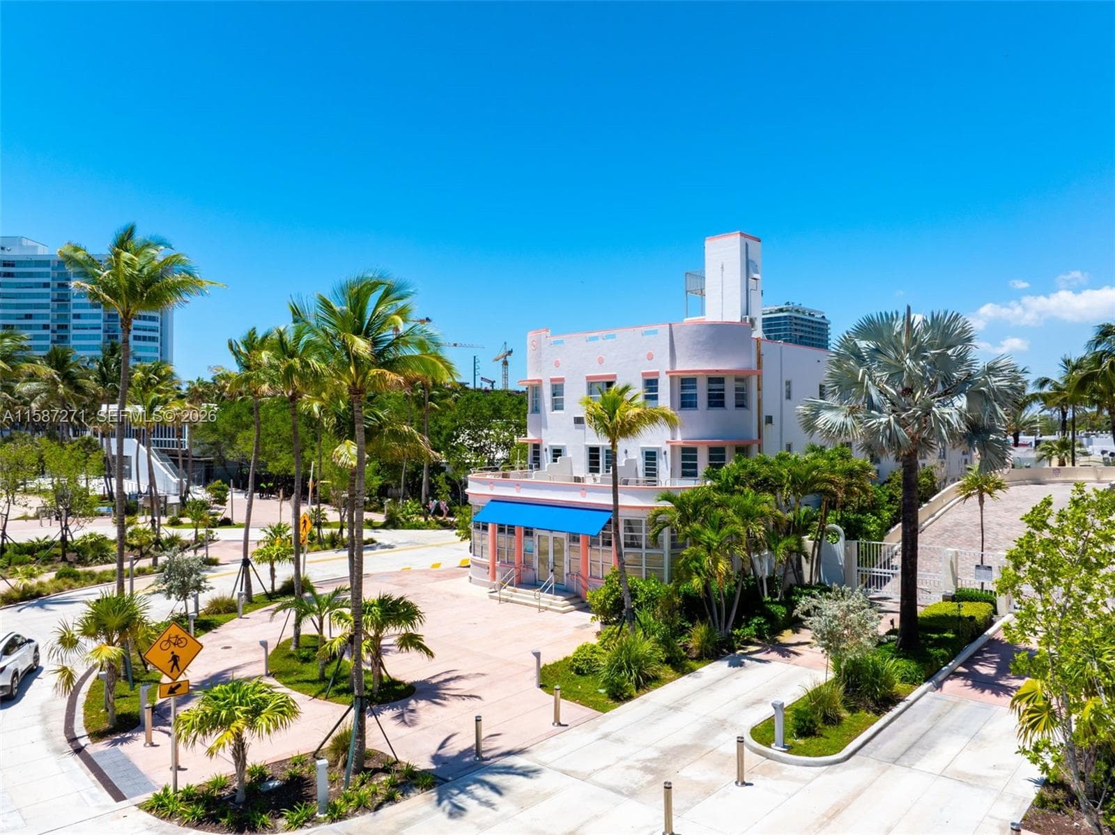 7300 Ocean Ter, Miami Beach FL 33141 — 7