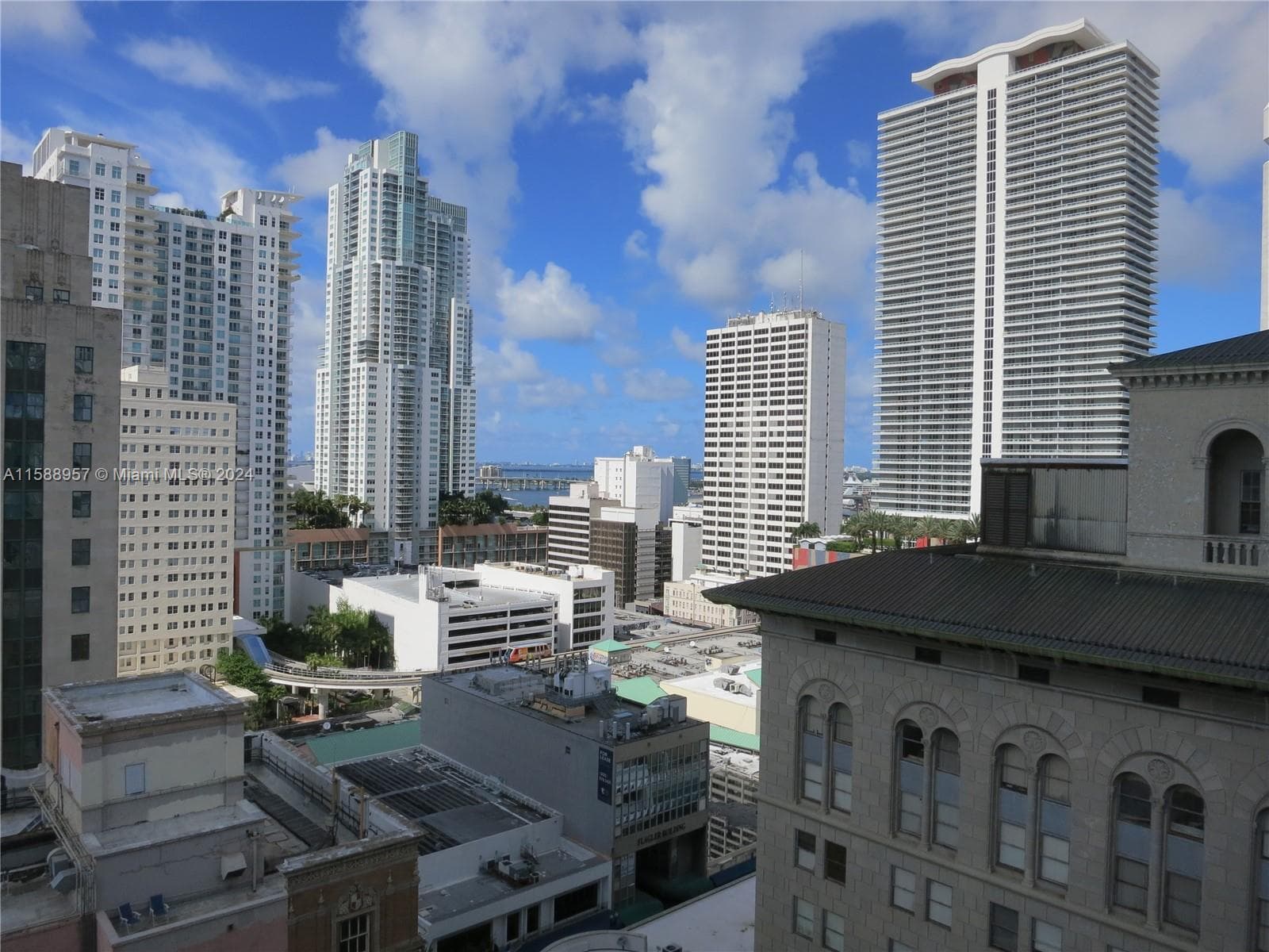 151 SE 1 St # 1704, Miami FL 33131 — 12