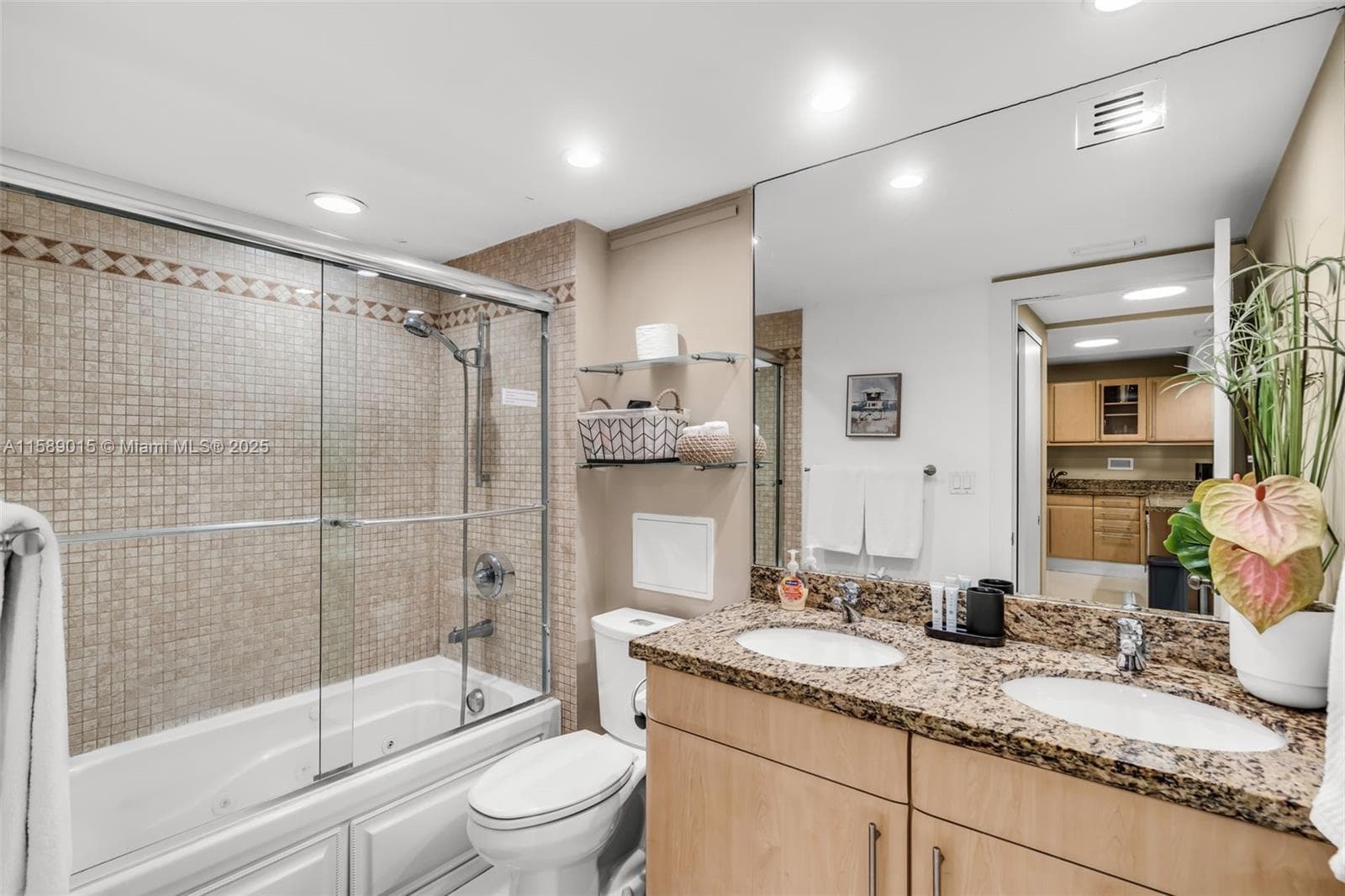 2301 Collins Ave # 325, Miami Beach FL 33139 — 22