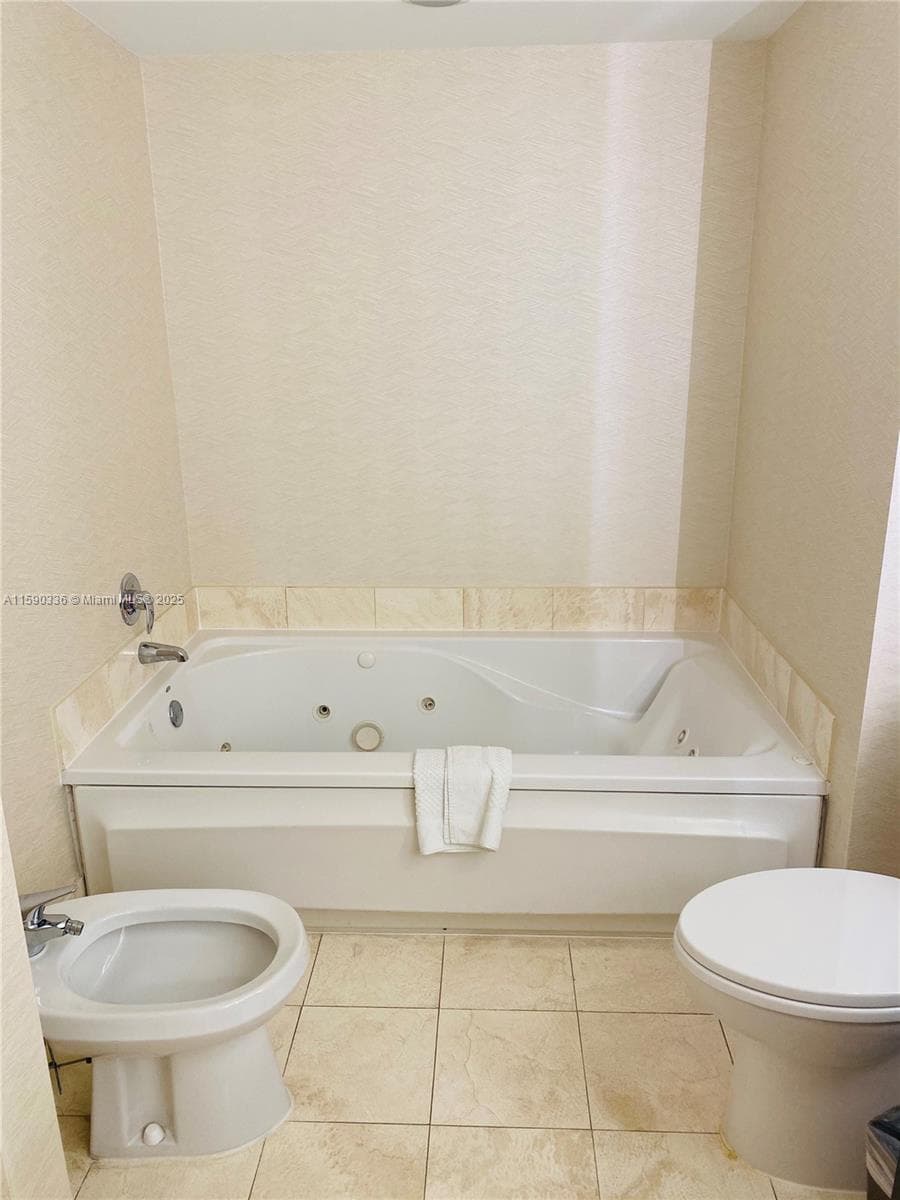 17375 Collins Ave # 705, Sunny Isles Beach FL 33160 — 10