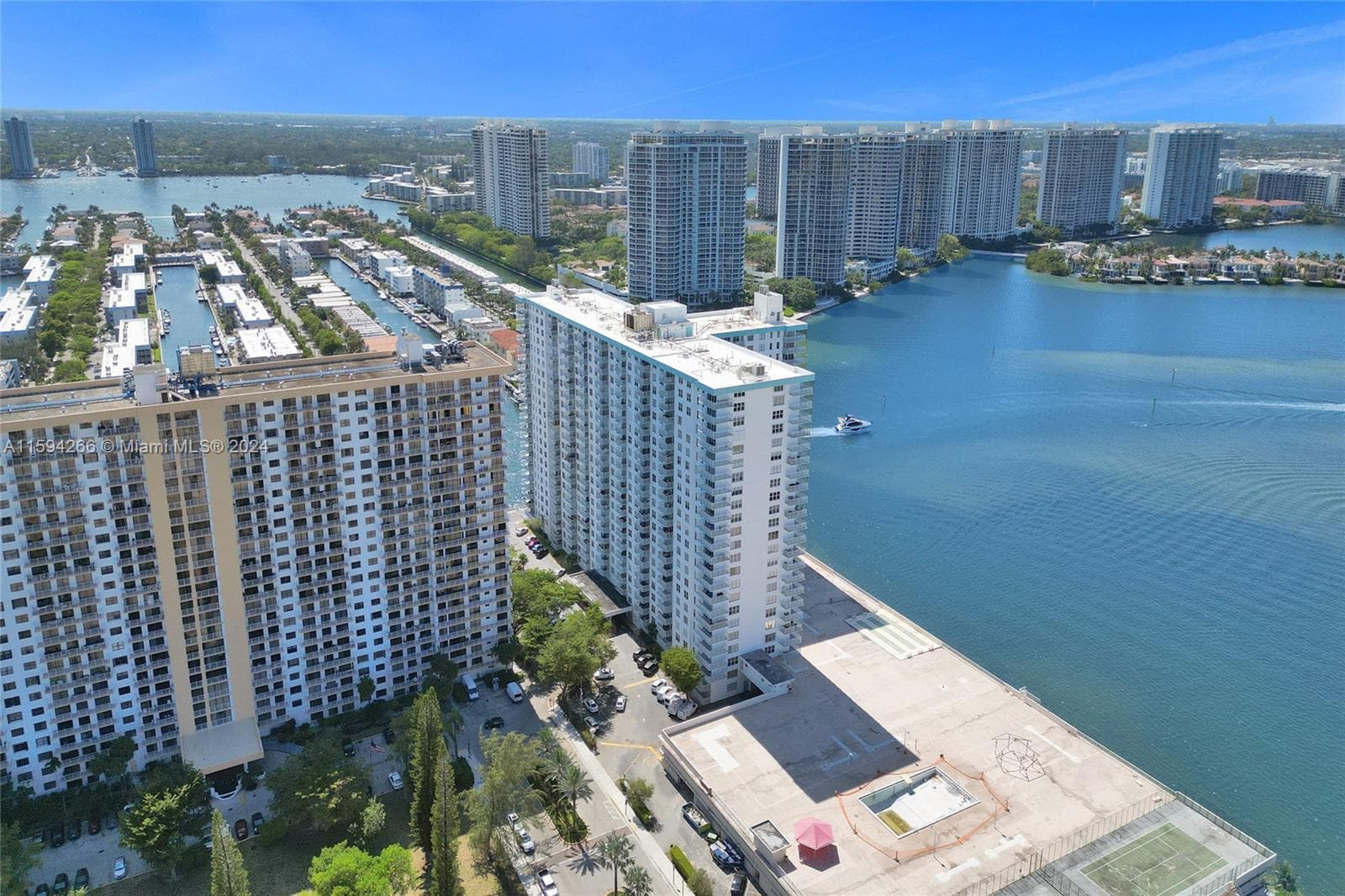 301 174th St # 1701, Sunny Isles Beach FL 33160 — 10