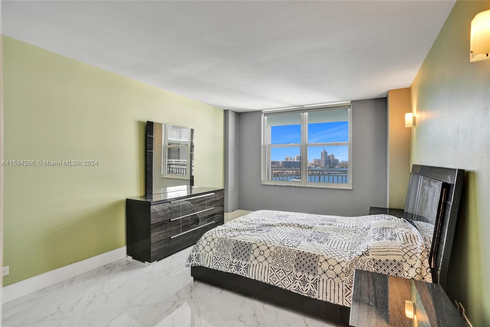 301 174th St # 1701, Sunny Isles Beach FL 33160 — 33