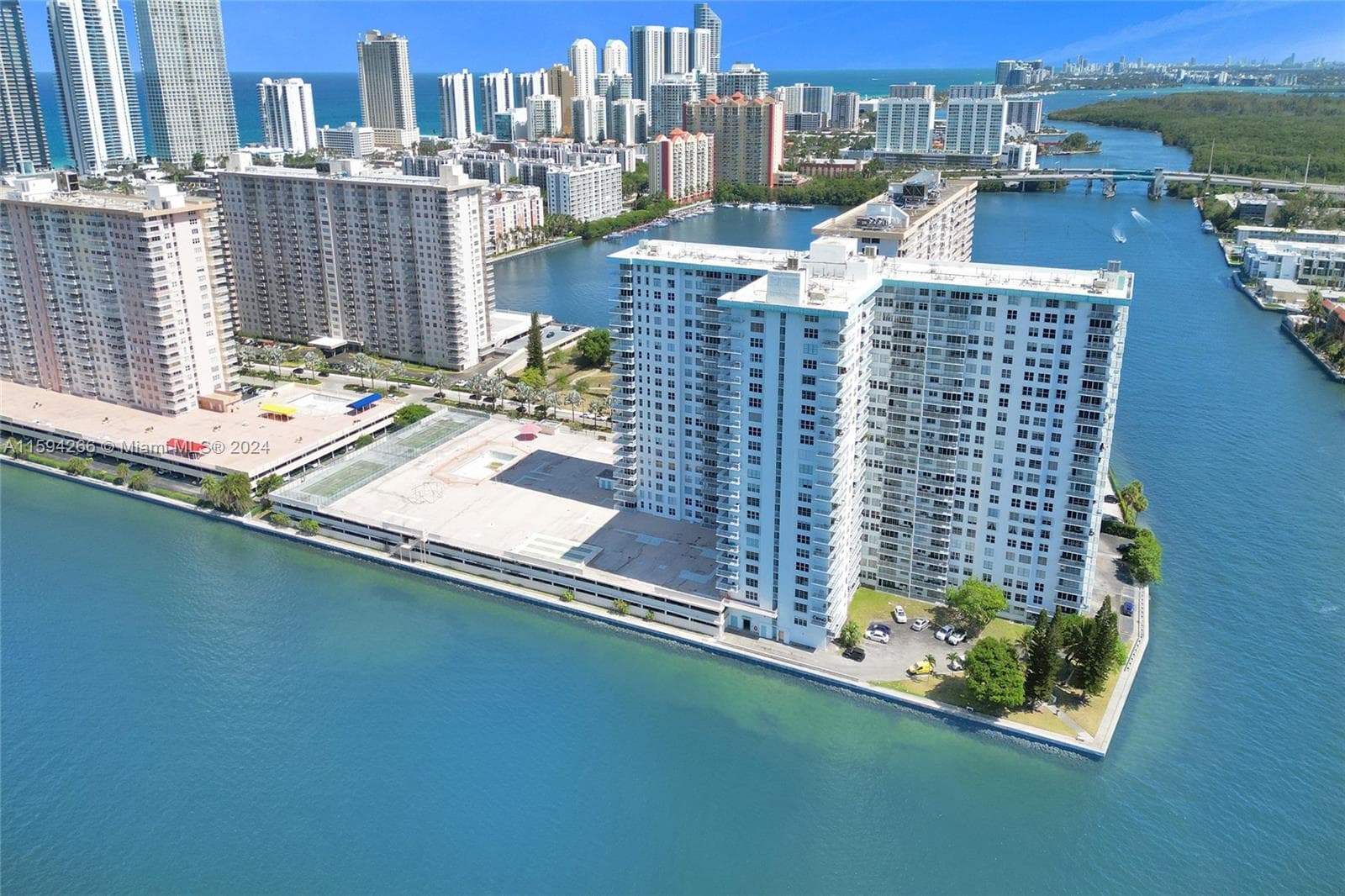 301 174th St # 1701, Sunny Isles Beach FL 33160 — 14
