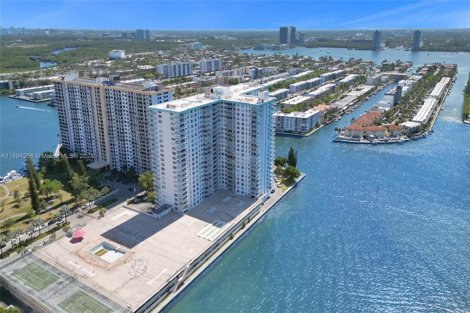 301 174th St # 1701, Sunny Isles Beach FL 33160 — 11