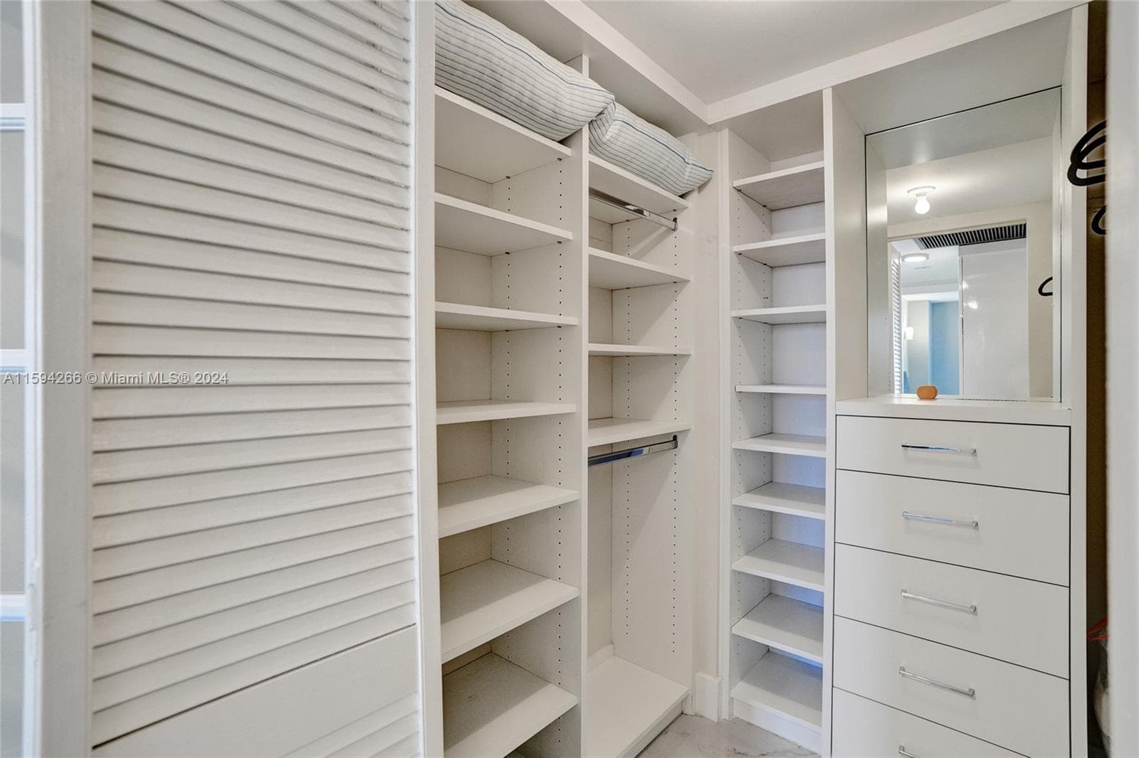 301 174th St # 1701, Sunny Isles Beach FL 33160 — 39