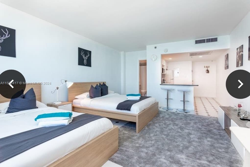 5445 Collins Ave # 1135, Miami Beach FL 33140 — 5