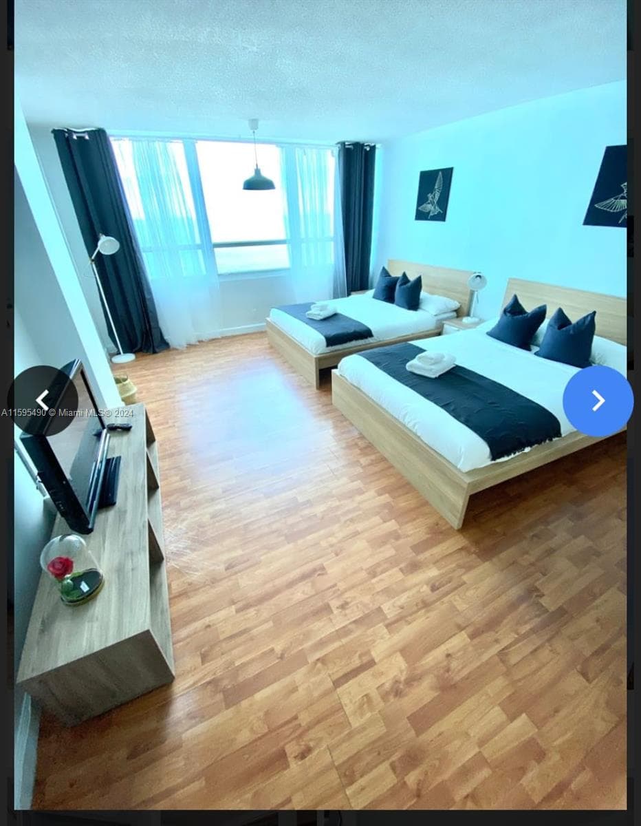 5445 Collins Ave # 1735, Miami Beach FL 33140 — 4