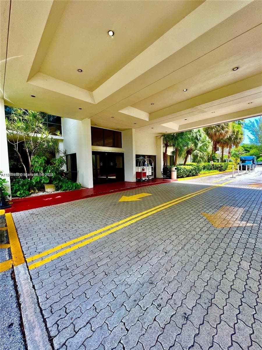 18151 NE 31st Ct # 1404, Aventura FL 33160 — 46