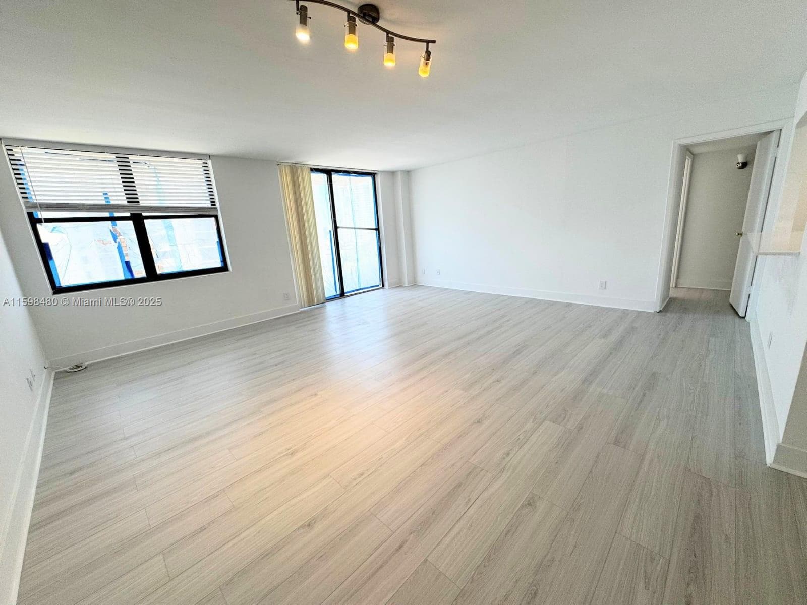 18151 NE 31st Ct # 1404, Aventura FL 33160 — 16