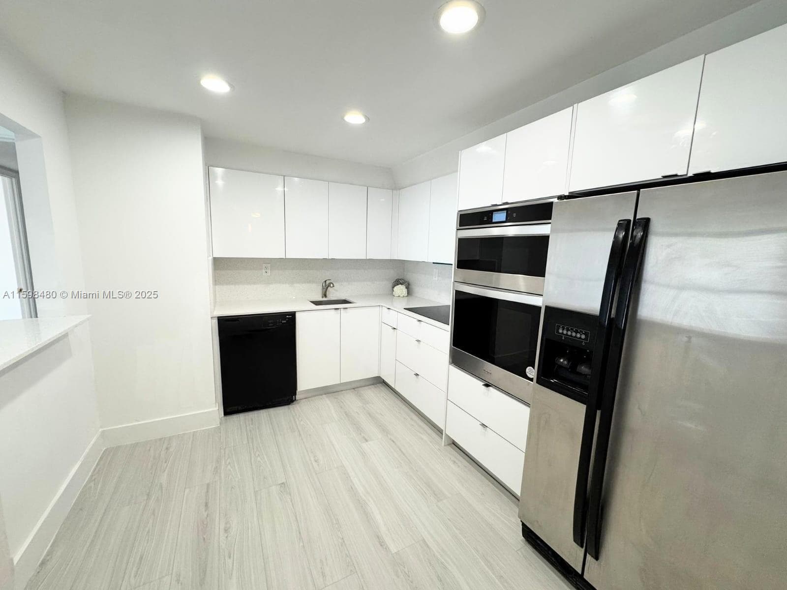 18151 NE 31st Ct # 1404, Aventura FL 33160 — 3