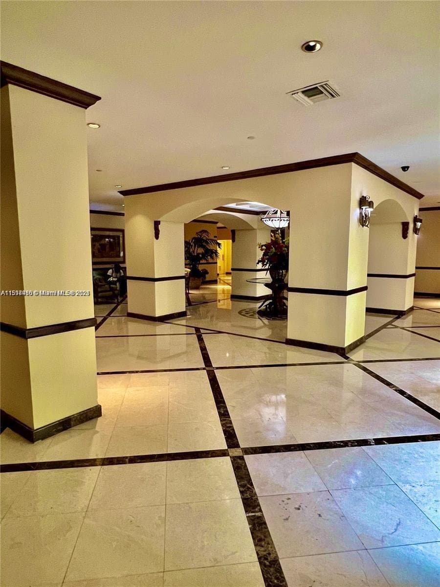 18151 NE 31st Ct # 1404, Aventura FL 33160 — 38