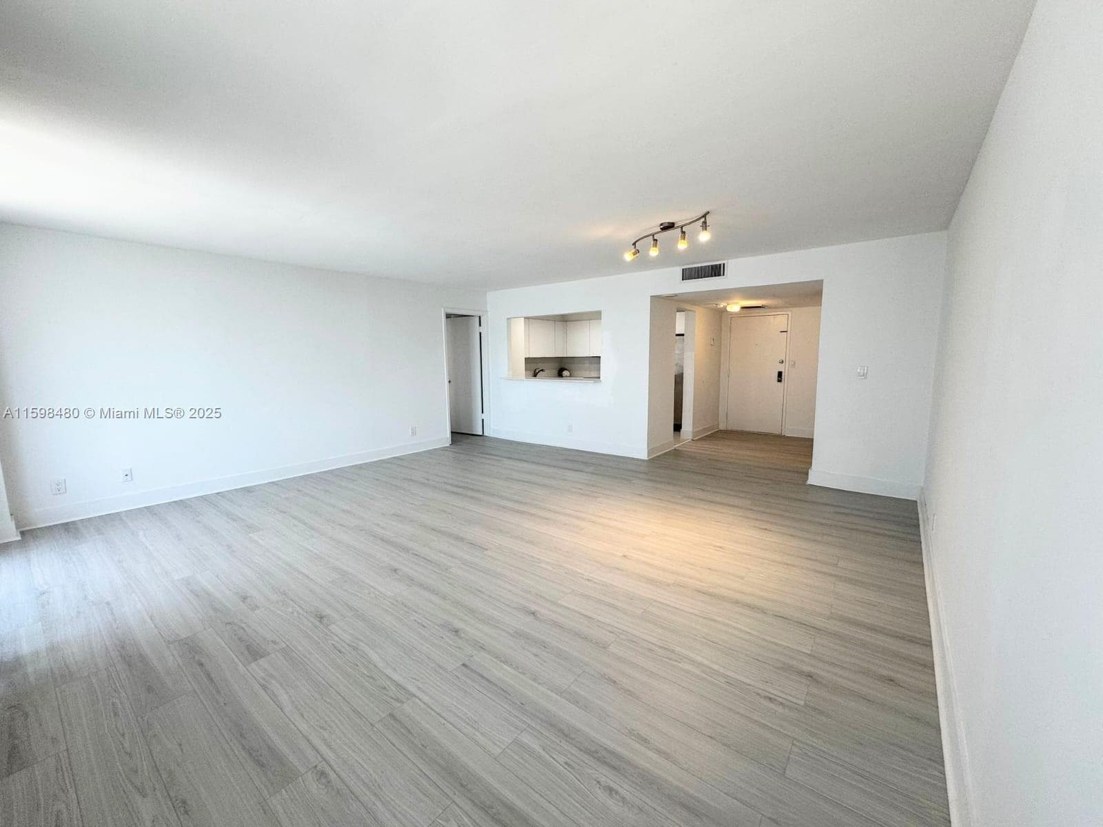 18151 NE 31st Ct # 1404, Aventura FL 33160 — 10