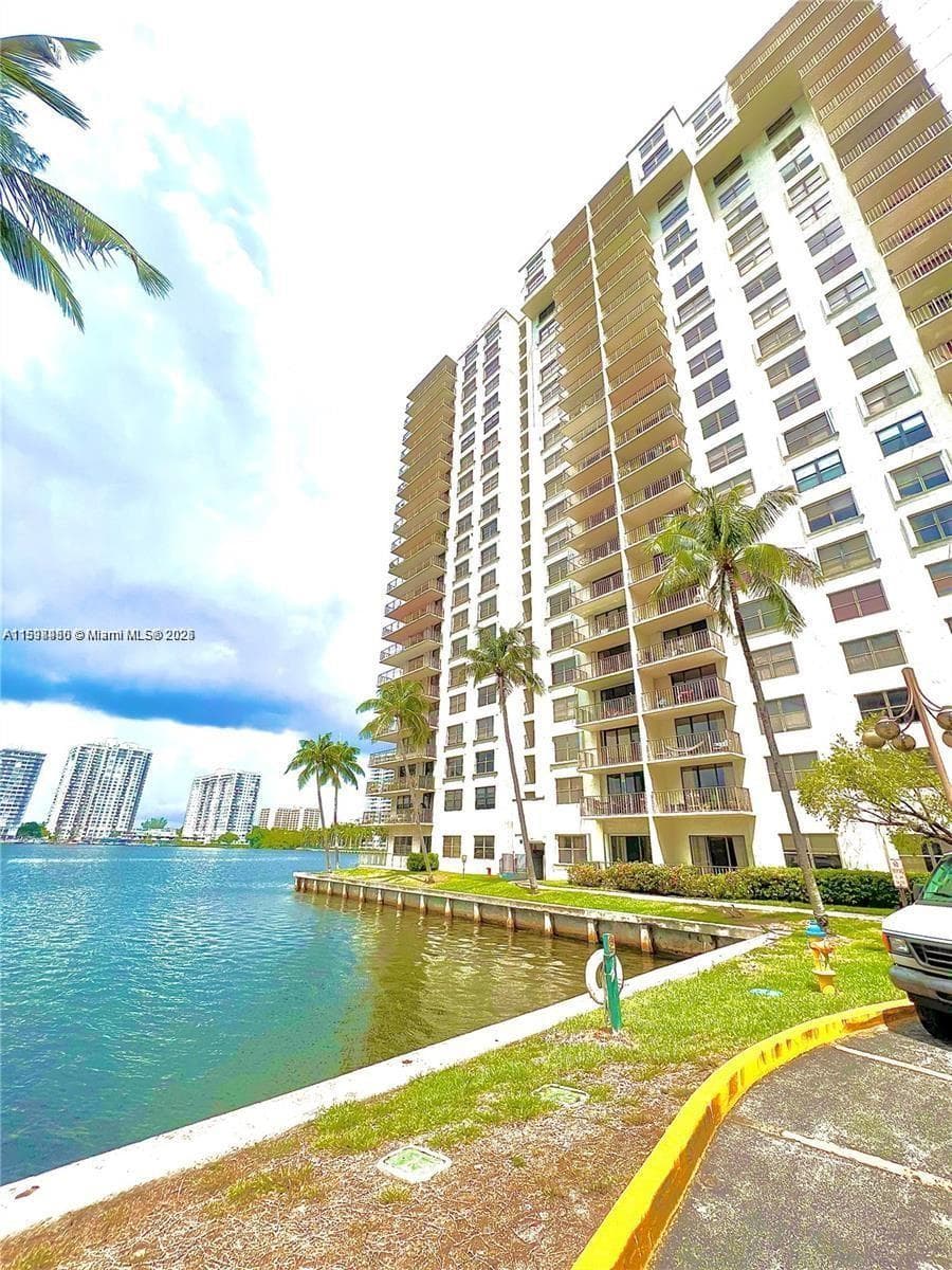 18151 NE 31st Ct # 1404, Aventura FL 33160 — 41