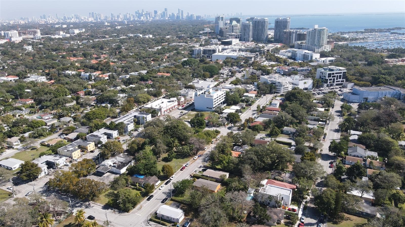 3373 Thomas Ave, Miami FL 33133 — 12