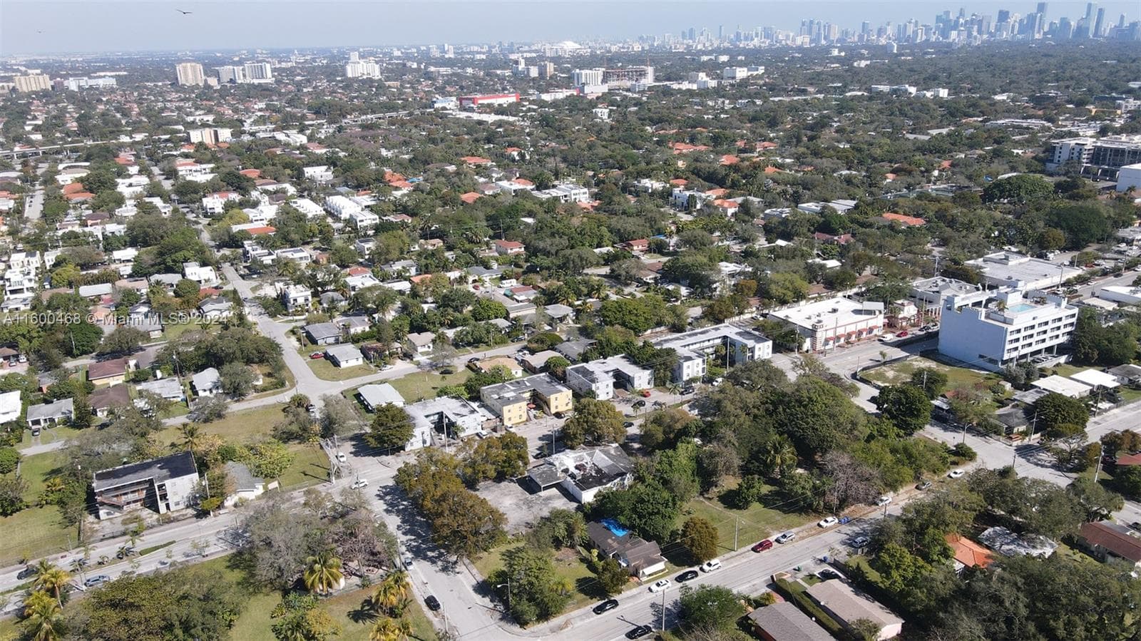 3373 Thomas Ave, Miami FL 33133 — 14
