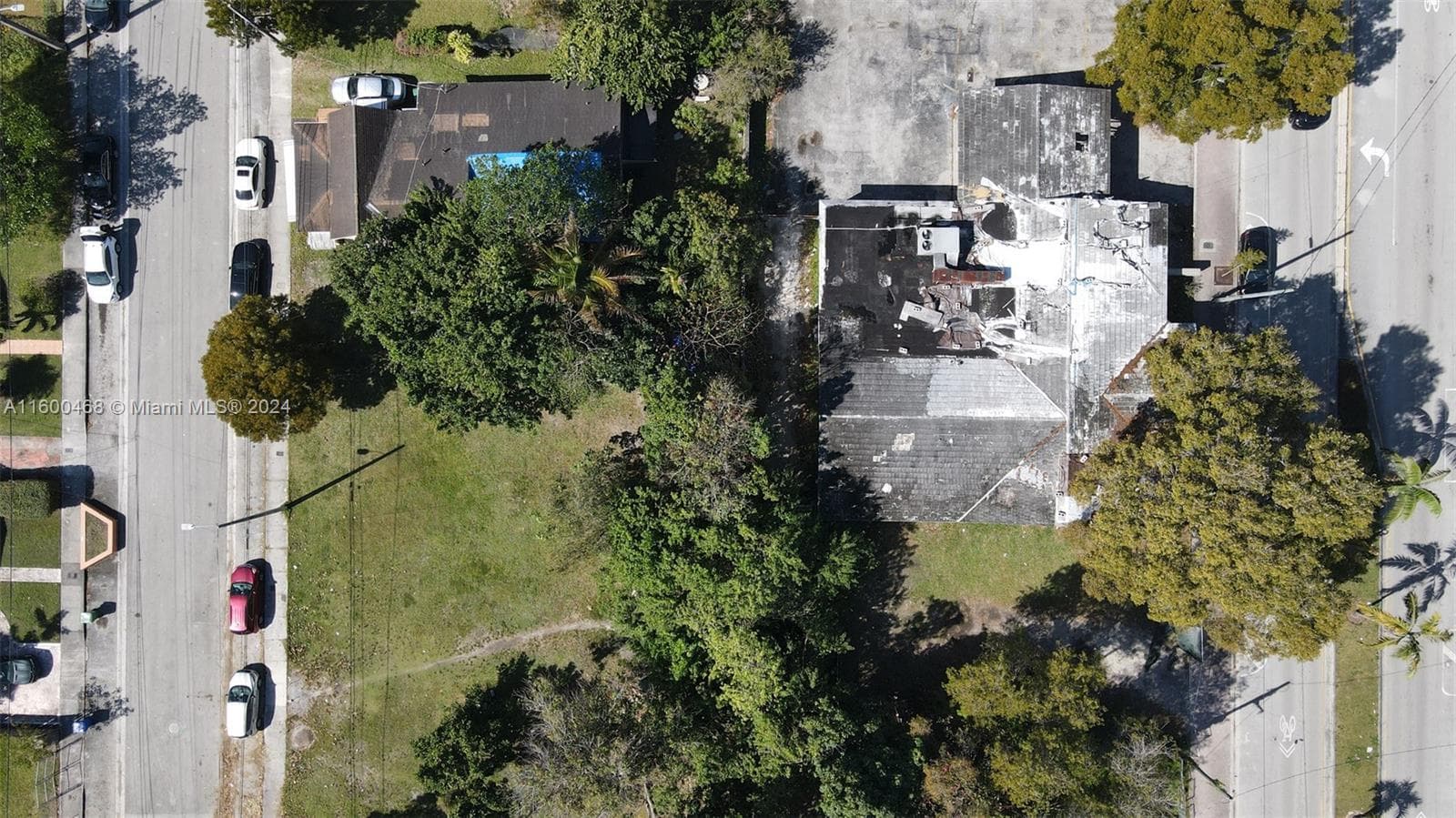 3373 Thomas Ave, Miami FL 33133 — 18