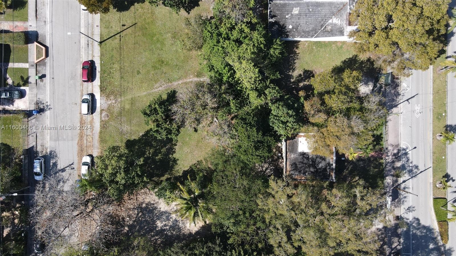 3373 Thomas Ave, Miami FL 33133 — 19