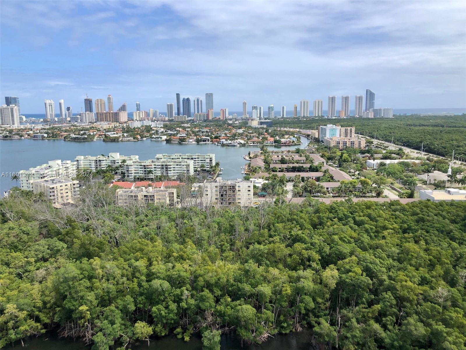 16385 Biscayne Blvd # 2421, North Miami Beach FL 33160 — 23
