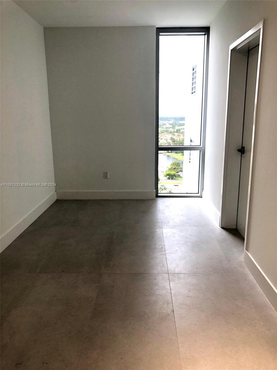 16385 Biscayne Blvd # 2421, North Miami Beach FL 33160 — 7