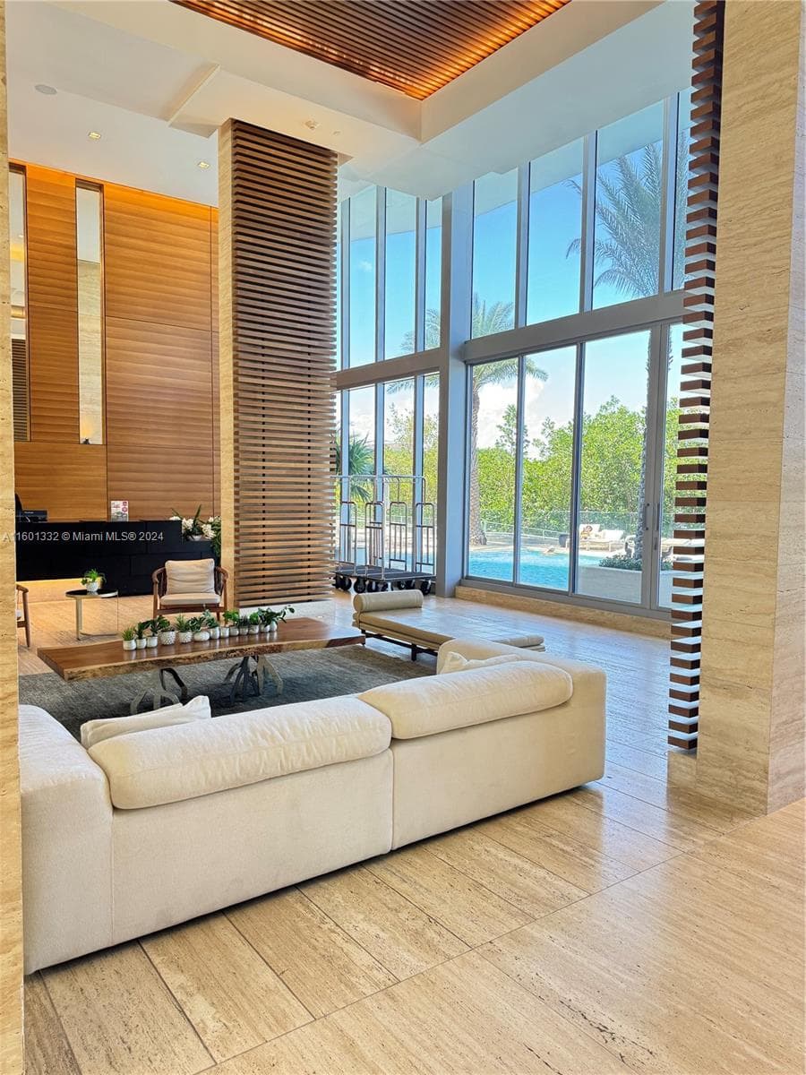 16385 Biscayne Blvd # 2421, North Miami Beach FL 33160 — 5