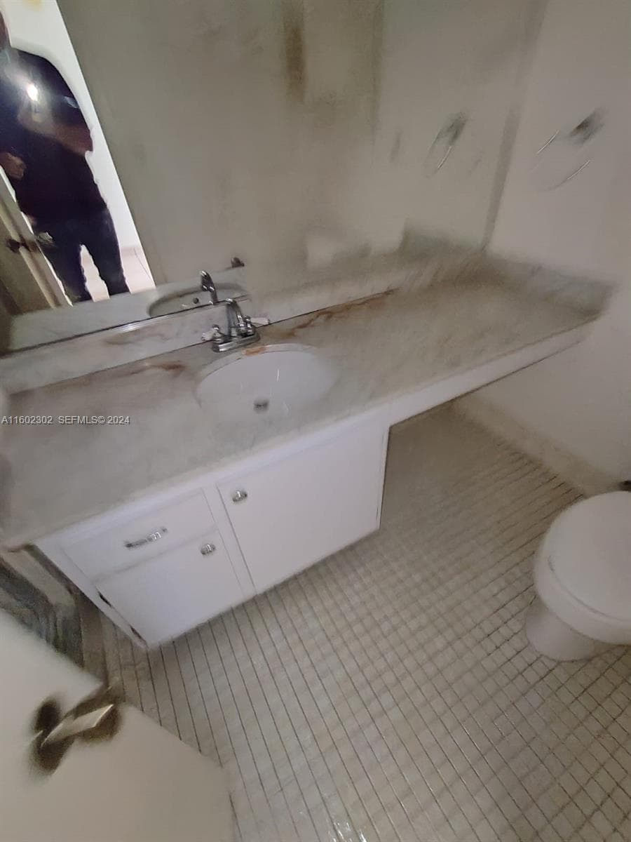 2780 NE 183rd St # 1402, Aventura FL 33160 — 26