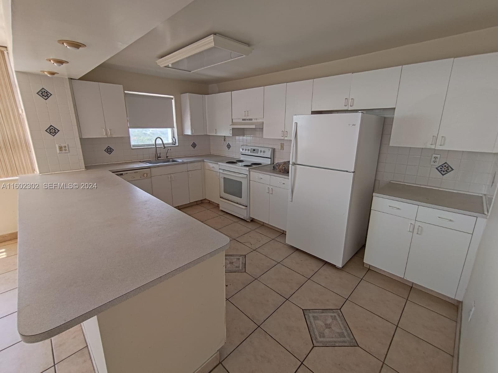 2780 NE 183rd St # 1402, Aventura FL 33160 — 20