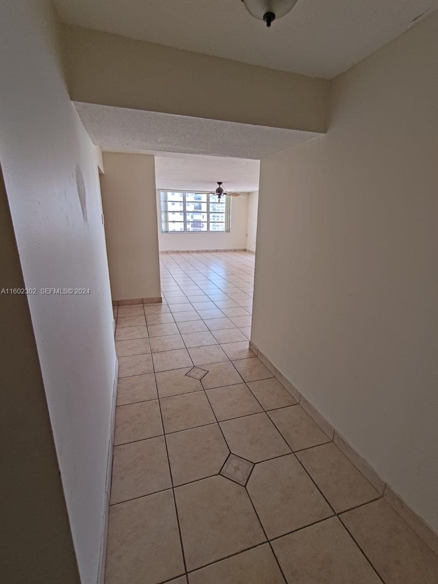 2780 NE 183rd St # 1402, Aventura FL 33160 — 15