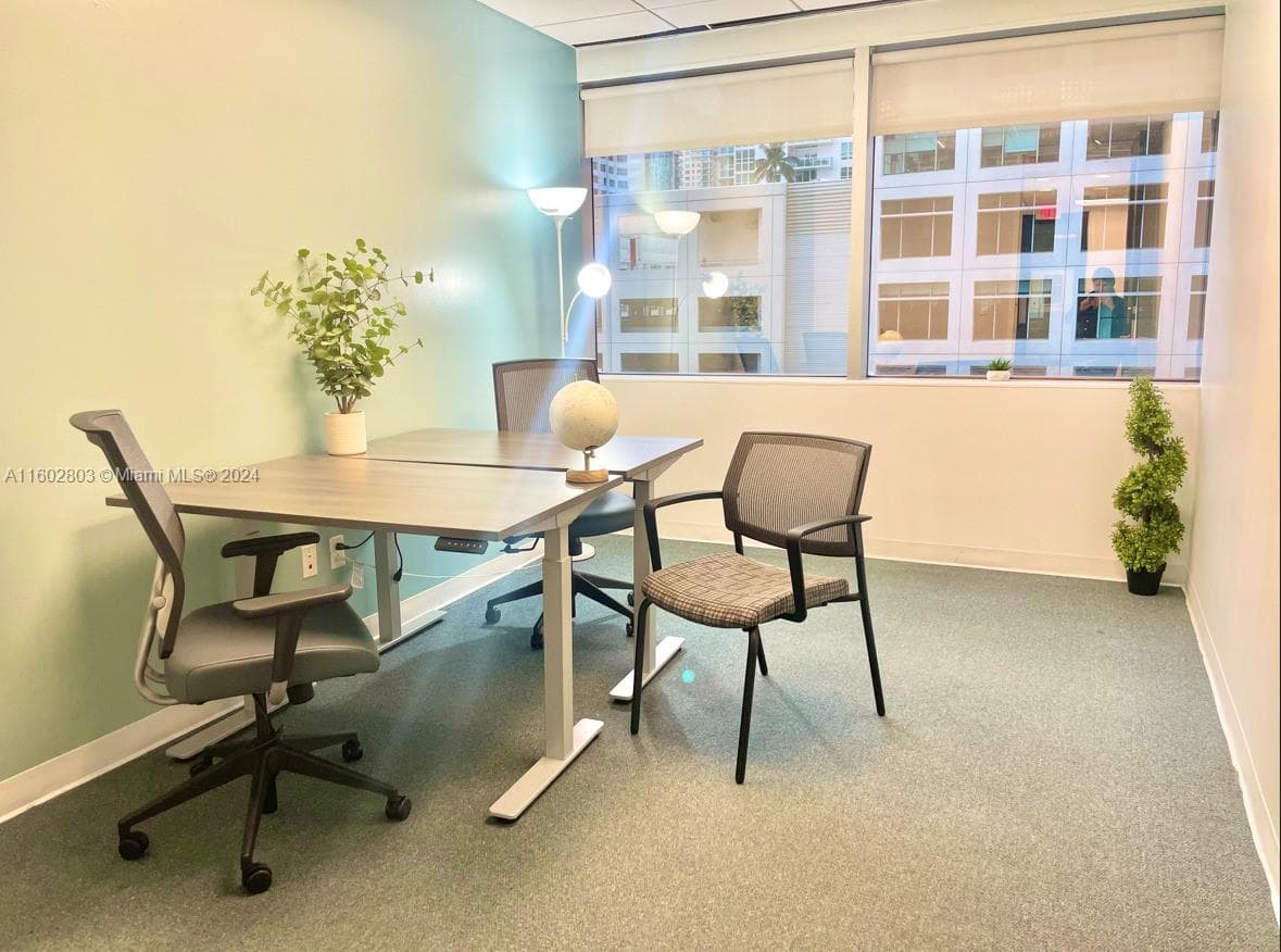 777 Brickell Ave, Miami FL 33131 — 17