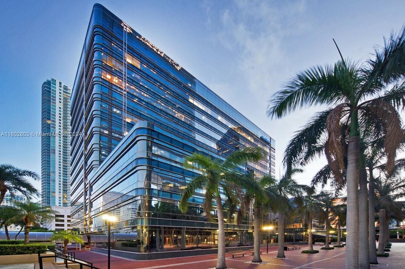 777 Brickell Ave, Miami FL 33131 — 4