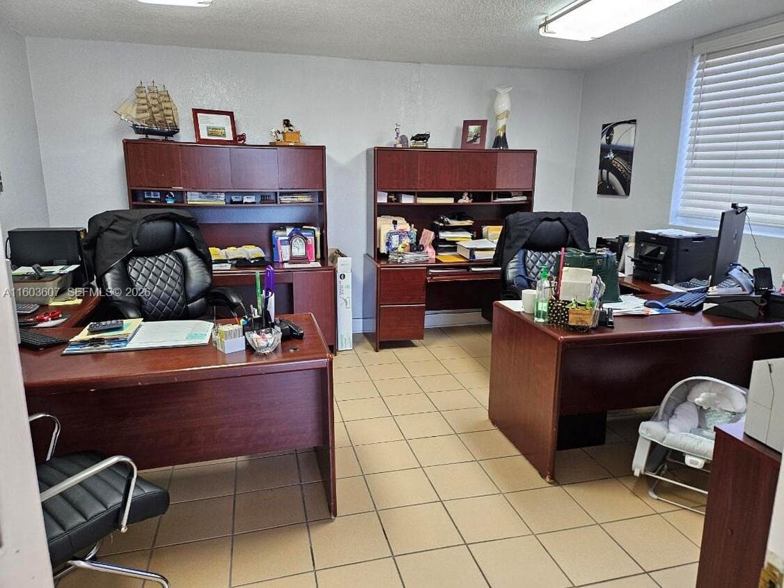 4010 E 8th Ave, Hialeah FL 33013 — 3