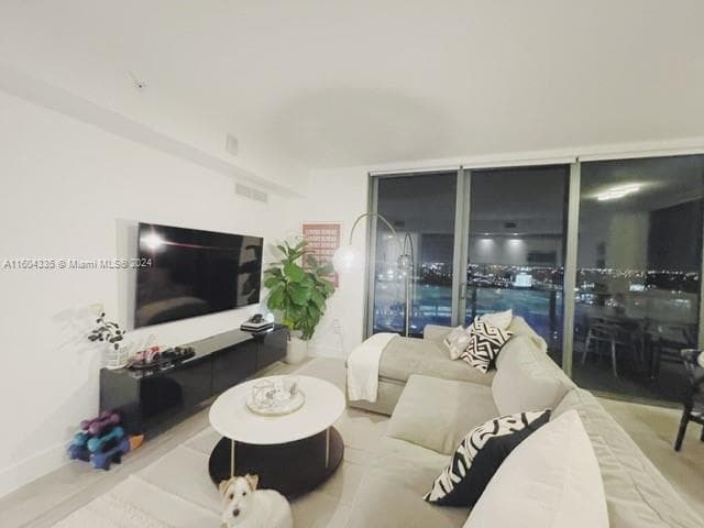 121 NE 34th St # 1409, Miami FL 33137 — 2