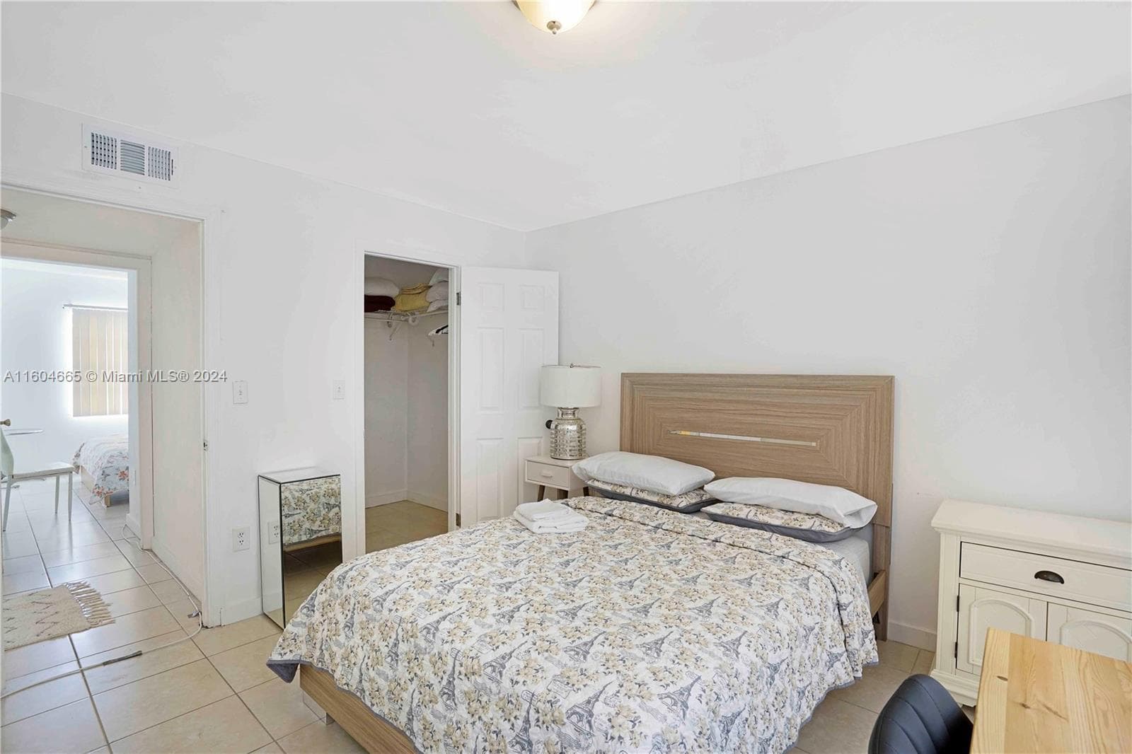 624 NW 11th St, Miami FL 33136 — 21