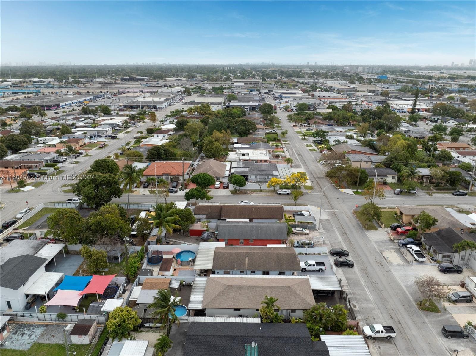 875 E 29th St, Hialeah FL 33013 — 32