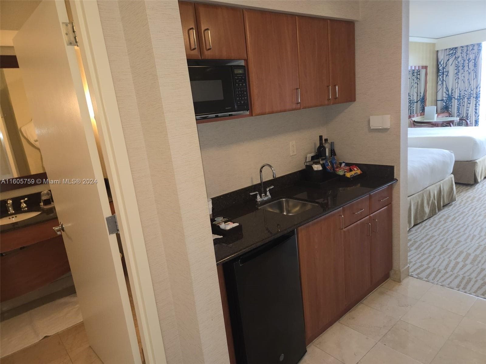 18001 Collins Ave # 601, Sunny Isles Beach FL 33160 — 10