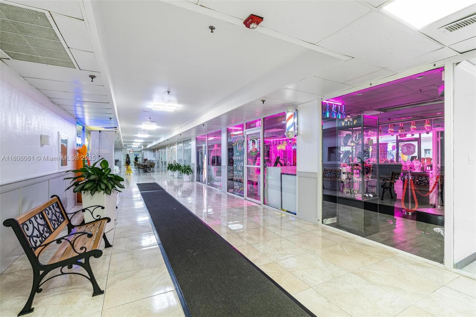 19201 Collins Ave # 104, Sunny Isles Beach FL 33160 — 11