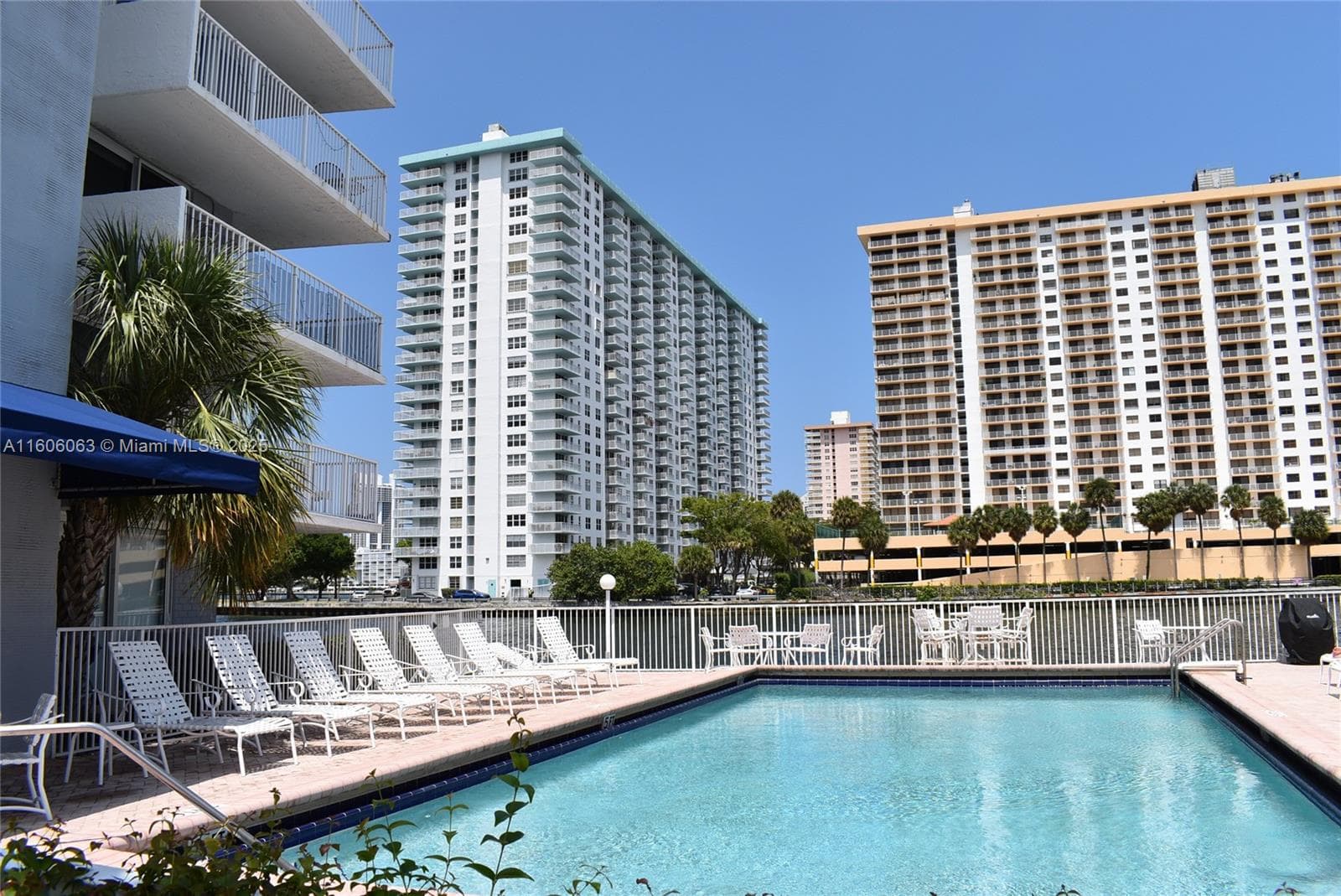 4000 NE 170th St # 604, North Miami Beach FL 33160 — 21