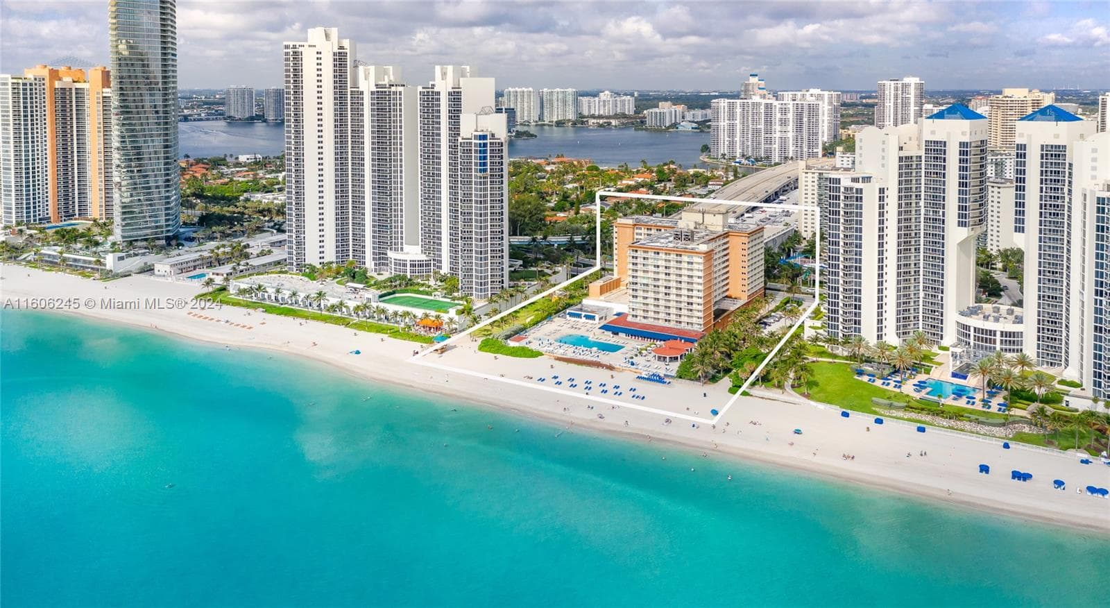 19201 Collins Ave(avlb 5/28/26) # 318, Sunny Isles Beach FL 33160 — 31