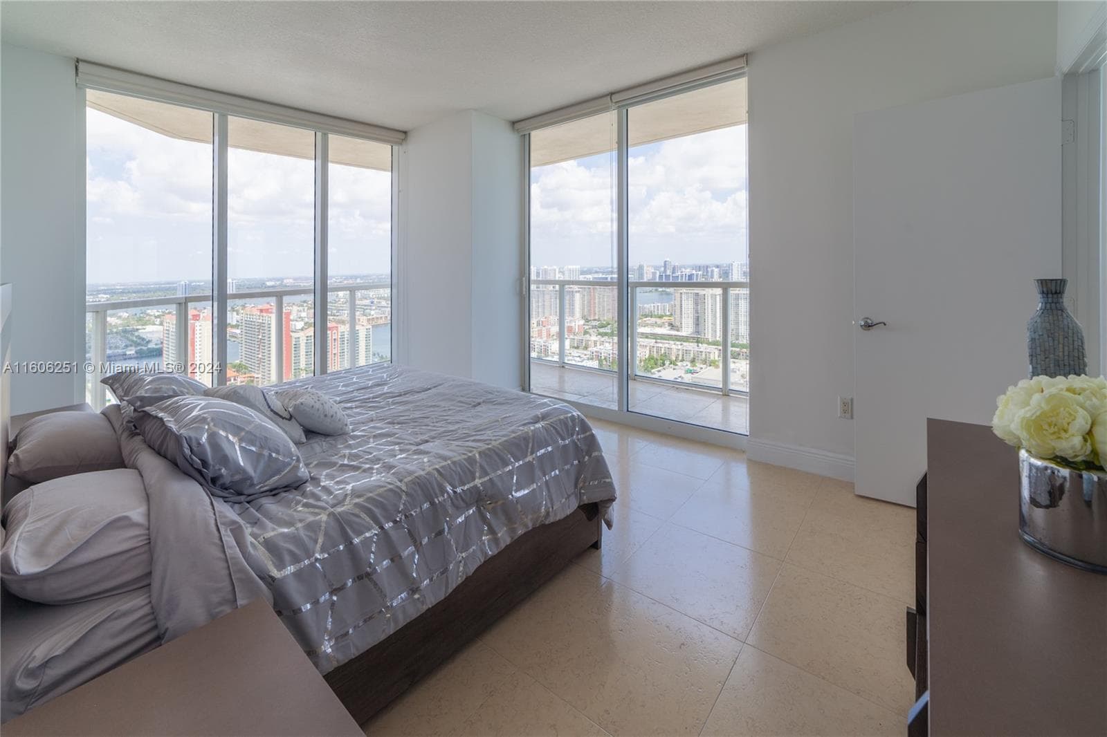 16699 Collins Ave(avlb 6/22/26) # 3707, Sunny Isles Beach FL 33160 — 10