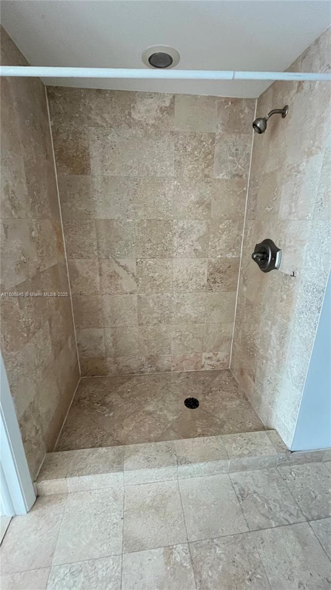 350 S Miami Ave # 2302, Miami FL 33130 — 27