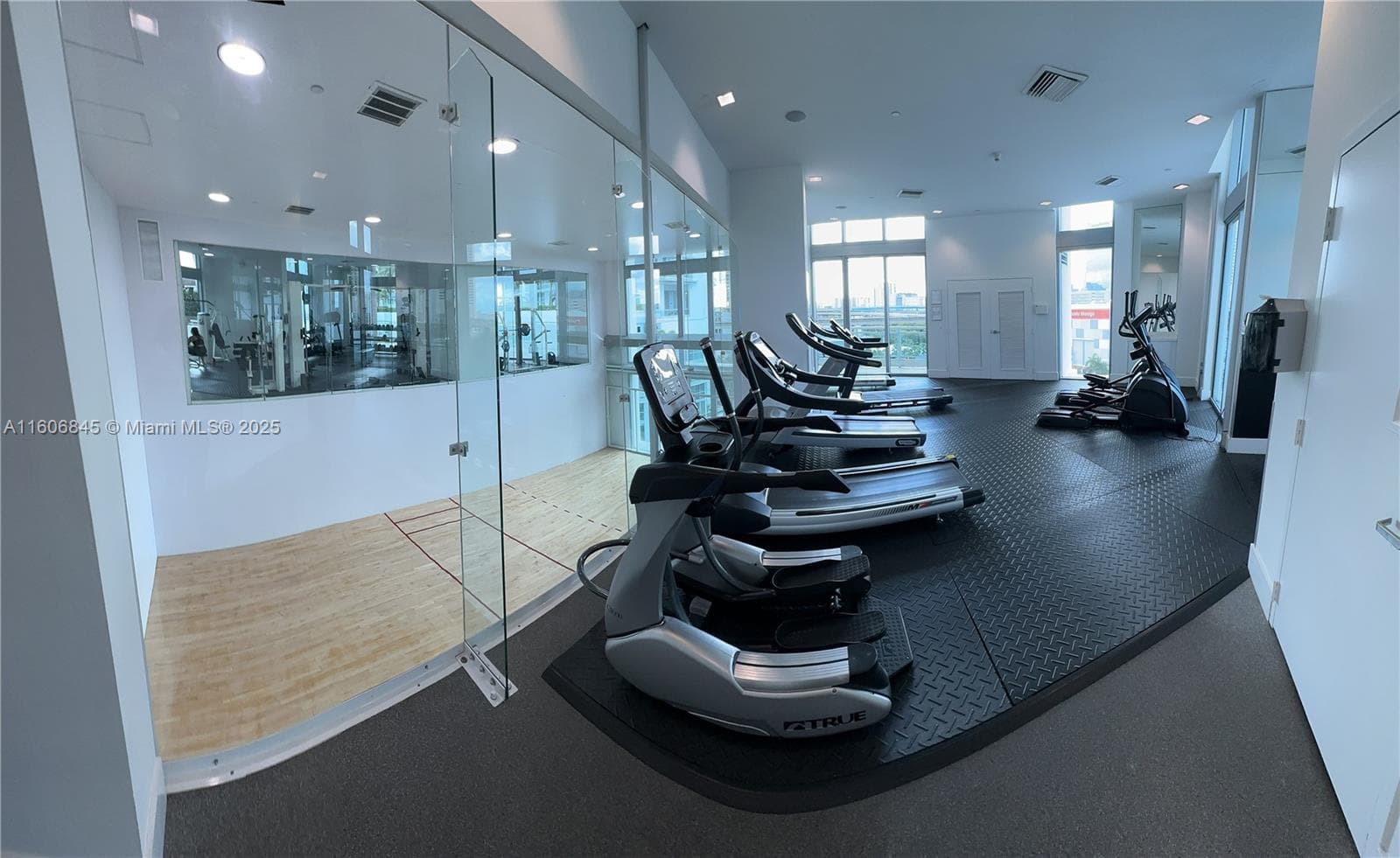 350 S Miami Ave # 2302, Miami FL 33130 — 12