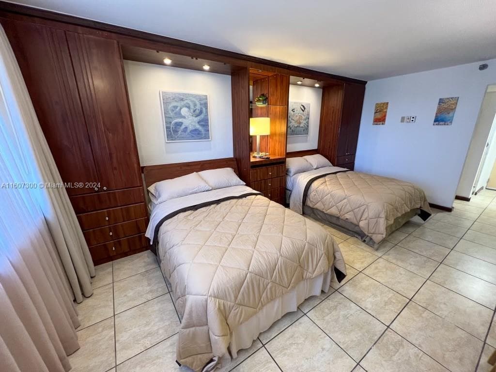 19201 Collins Ave # 428, Sunny Isles Beach FL 33160 — 7