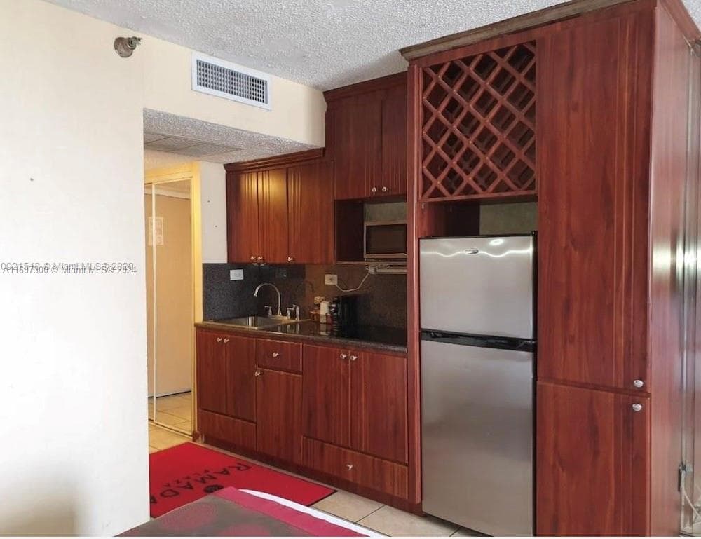 19201 Collins Ave # 428, Sunny Isles Beach FL 33160 — 1