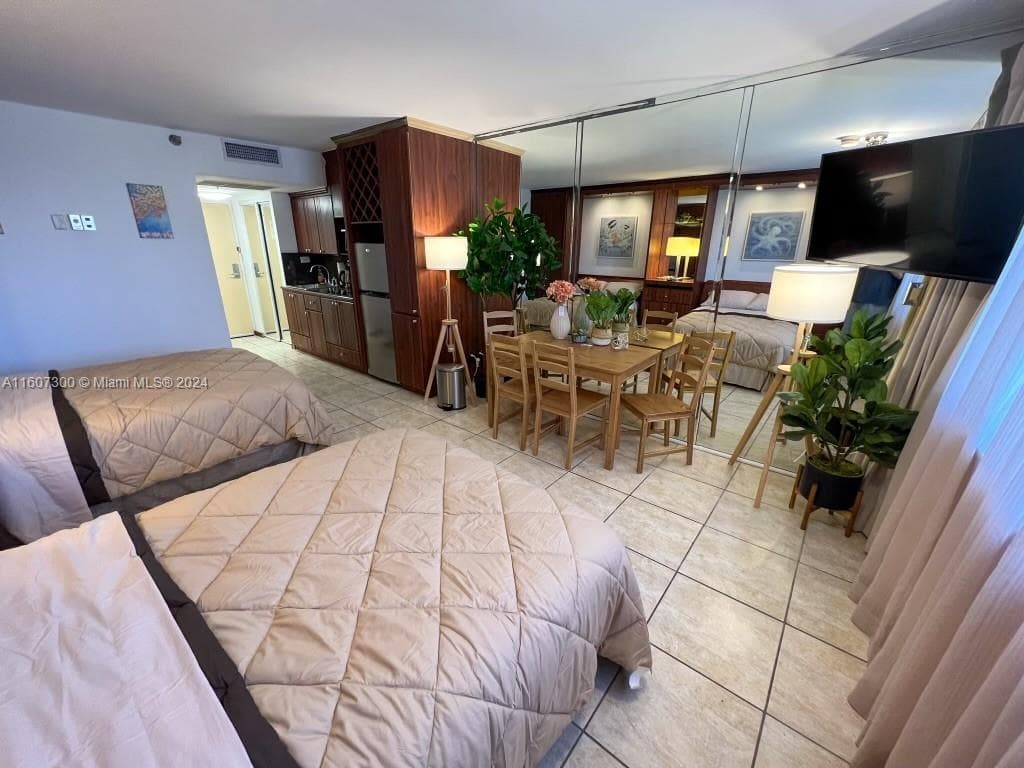 19201 Collins Ave # 428, Sunny Isles Beach FL 33160 — 5