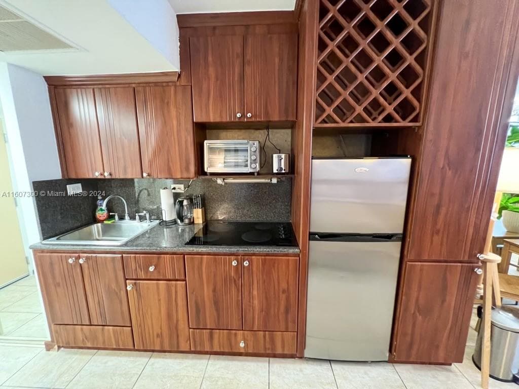 19201 Collins Ave # 428, Sunny Isles Beach FL 33160 — 9