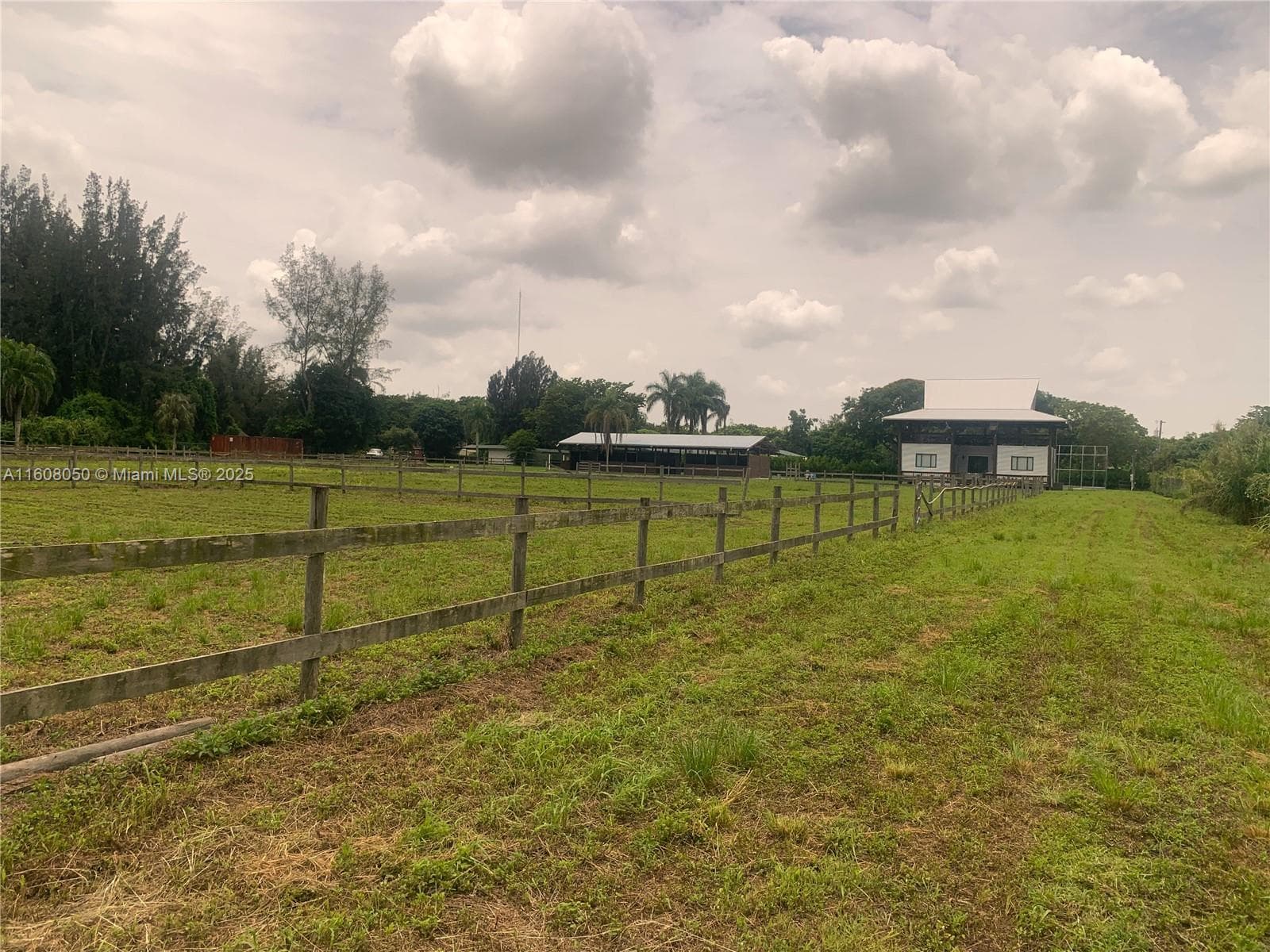 22750 SW 154th ave, Miami FL 33170 — 28