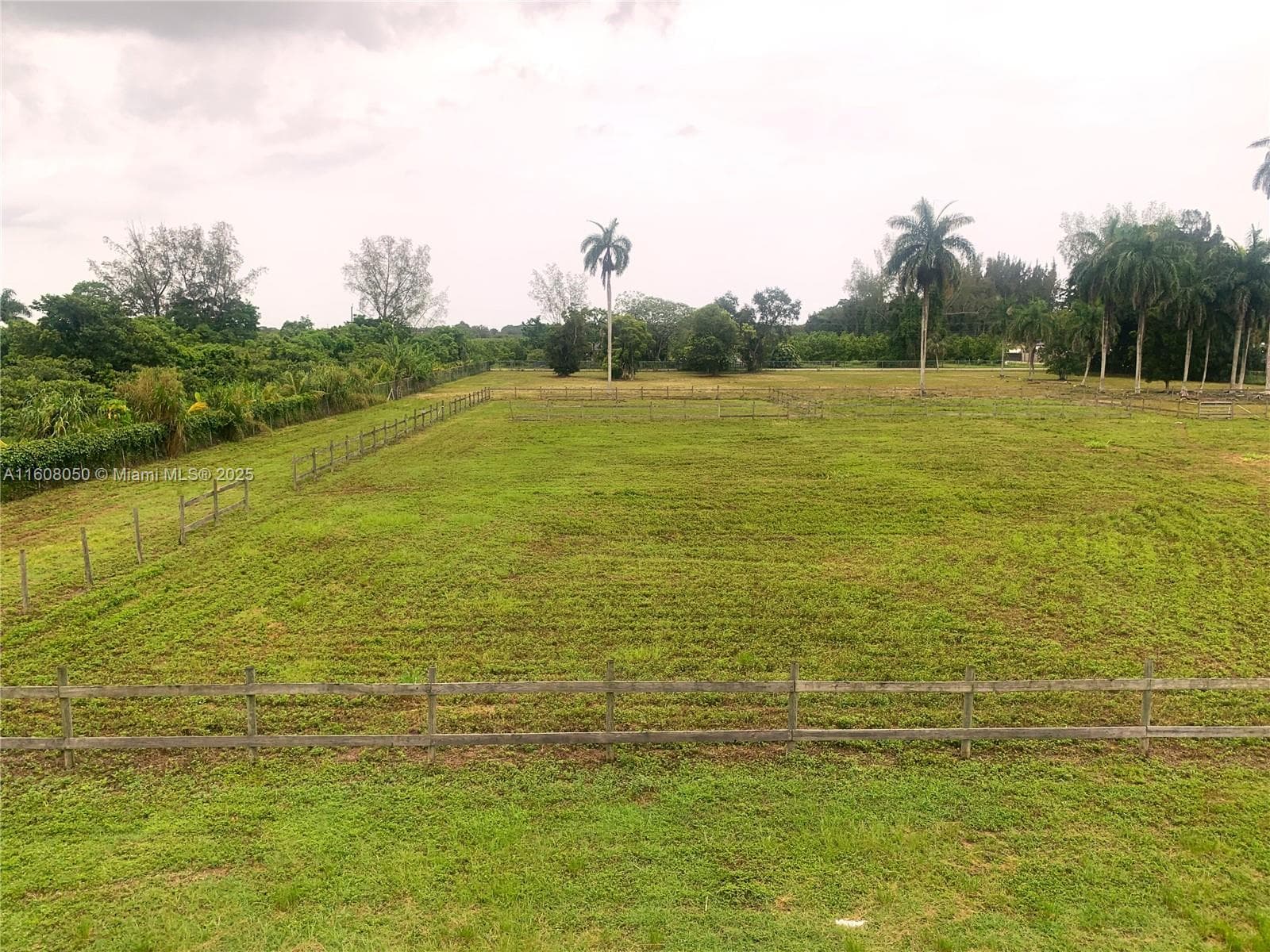 22750 SW 154th ave, Miami FL 33170 — 44