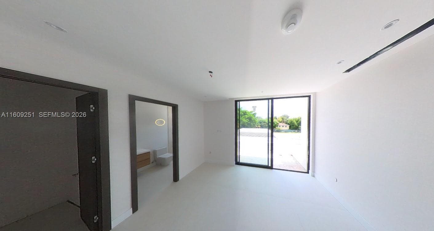 6675 SW 96th St, Pinecrest FL 33156 — 47