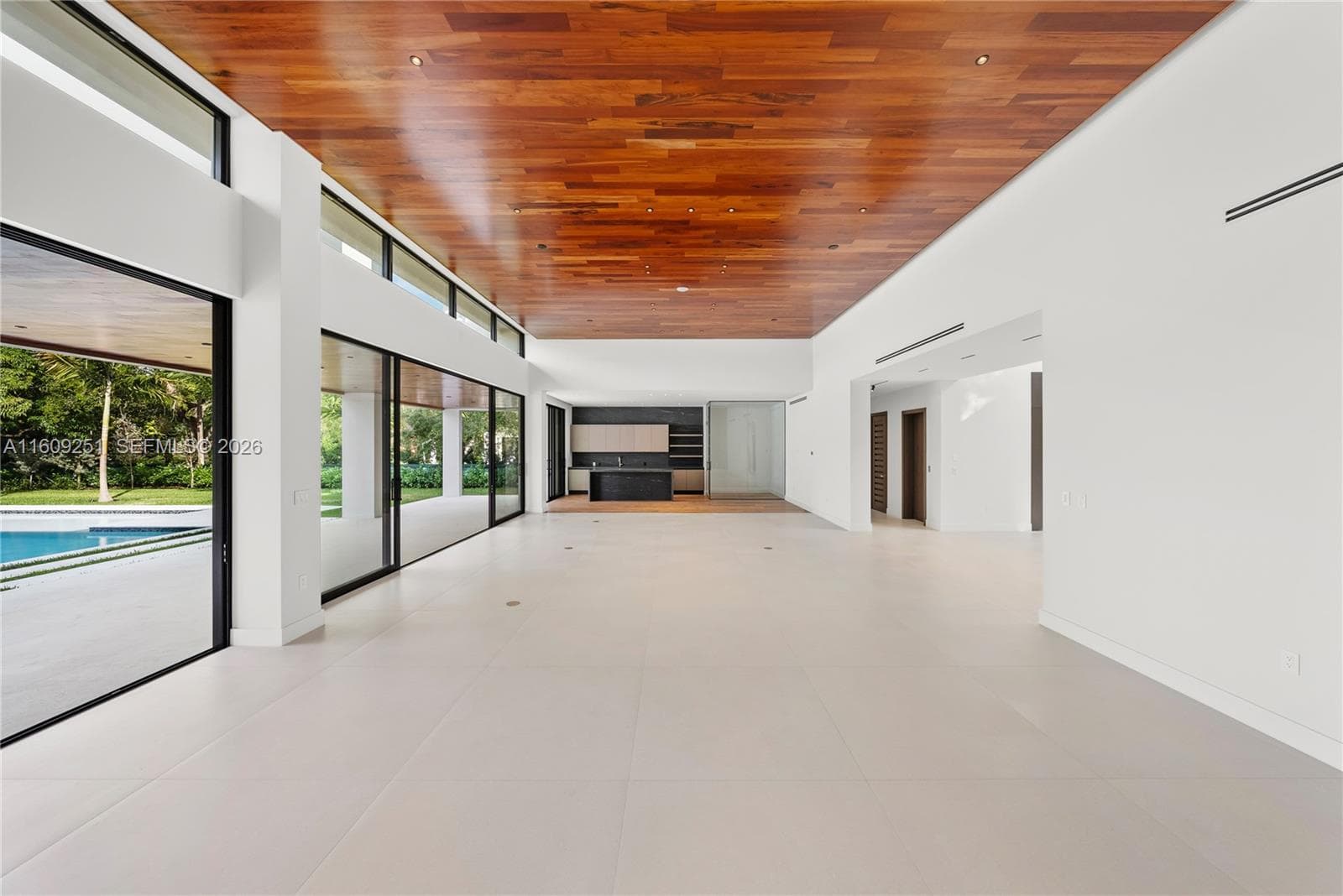 6675 SW 96th St, Pinecrest FL 33156 — 66