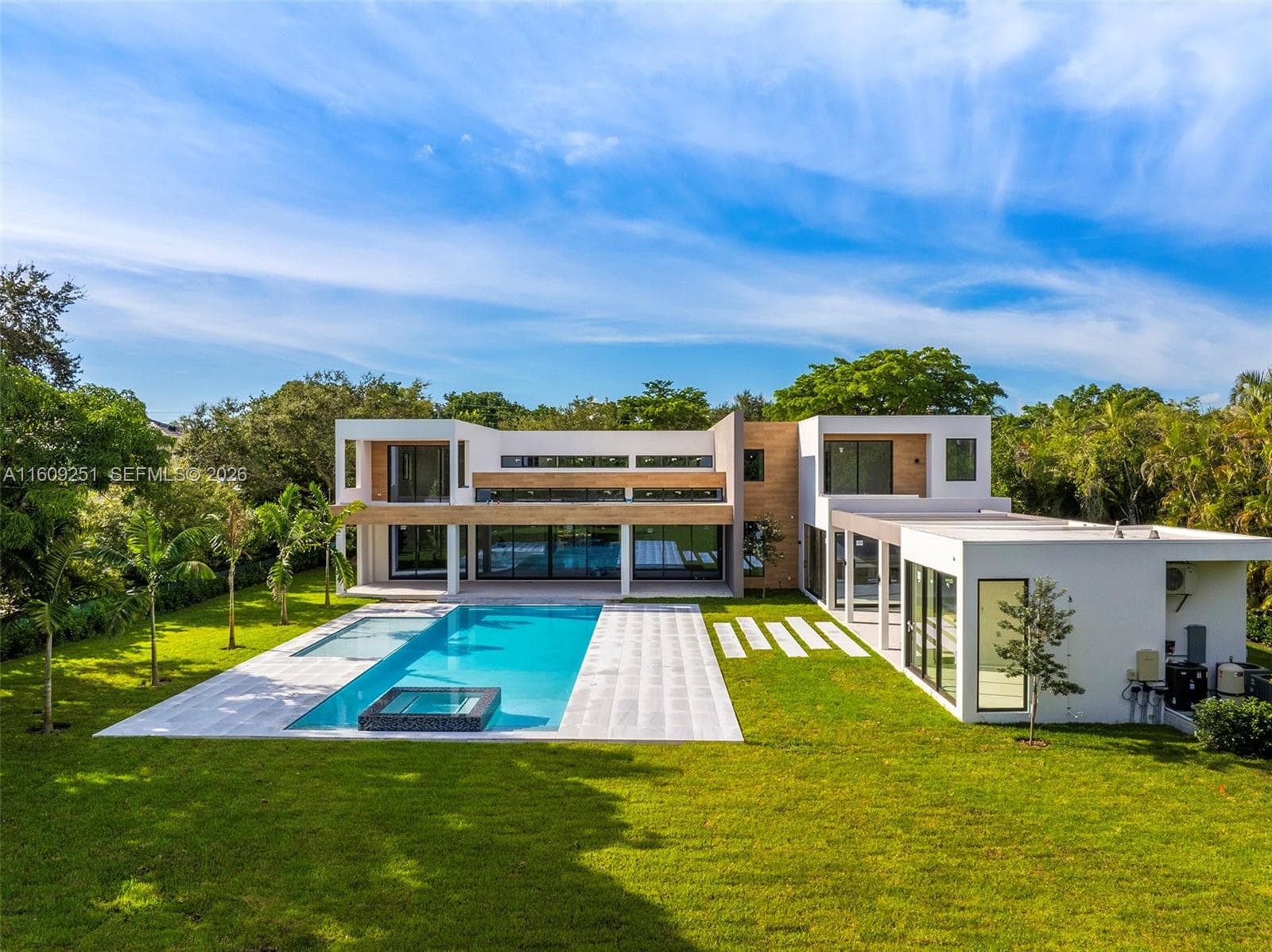 6675 SW 96th St, Pinecrest FL 33156 — 28